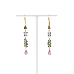 AX – oorbellen met granaat en glasparels