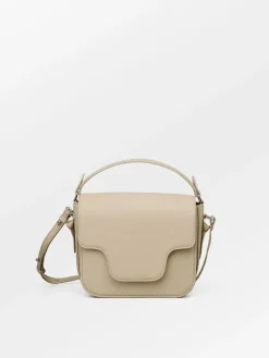BS Glossy Iris Bag Soft Beige