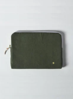 La cerise – computer cover iona kale 13/14 inch