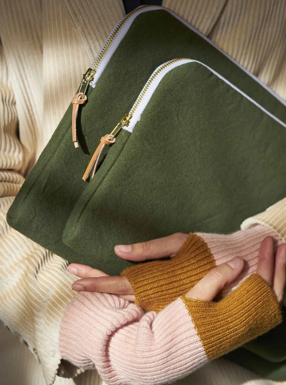 La cerise – computer cover iona kale 13/14 inch