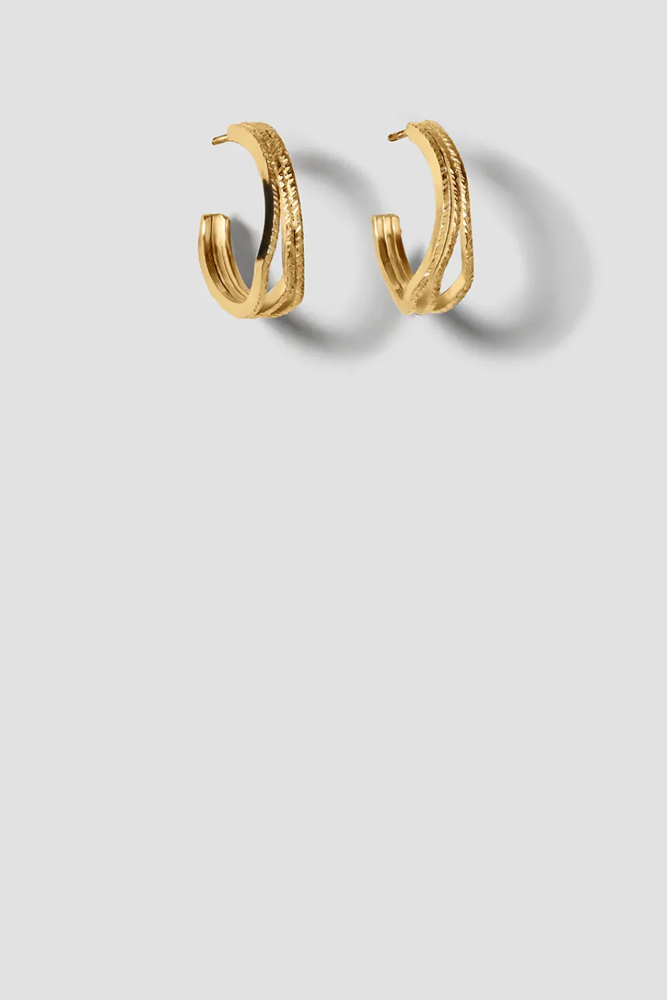 Lore Van Keer – noctis hoops zilver verguld