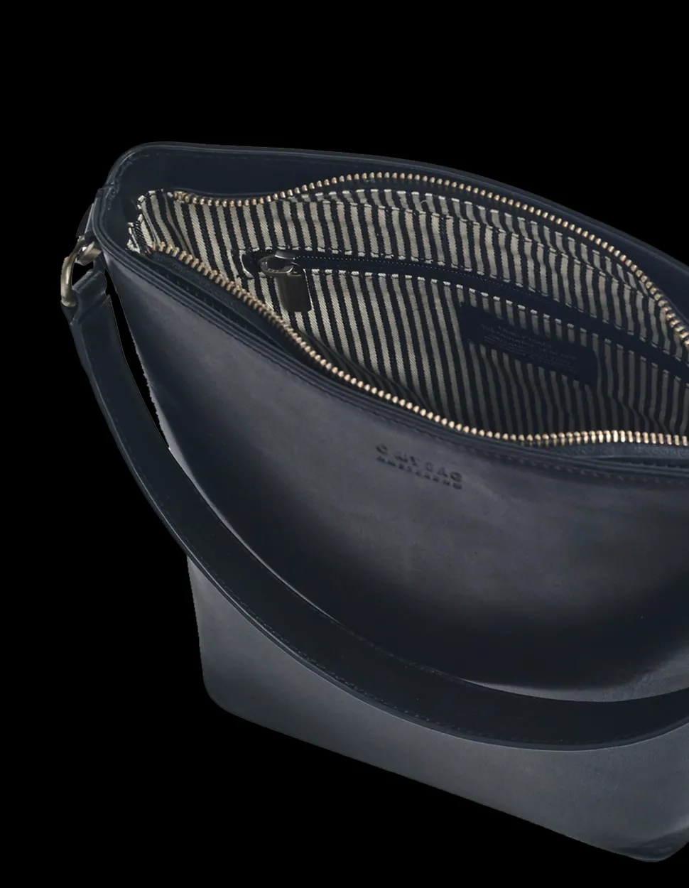 O My Bag – Bobbi Bucket Maxi Classic Leather