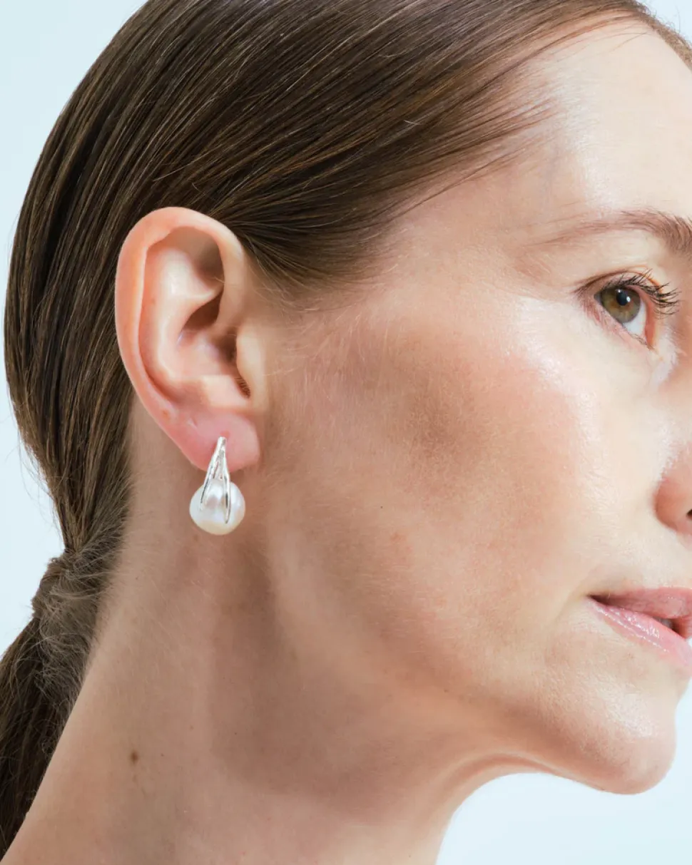 Wouters&Hendrix – oorbellen met parel en organische takjes