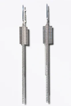 Lore Van Keer – brut oorbellen met ketting zilver